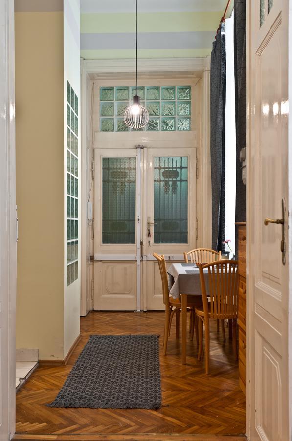 Capital Center Apartments Uelloi Budapeşte Dış mekan fotoğraf
